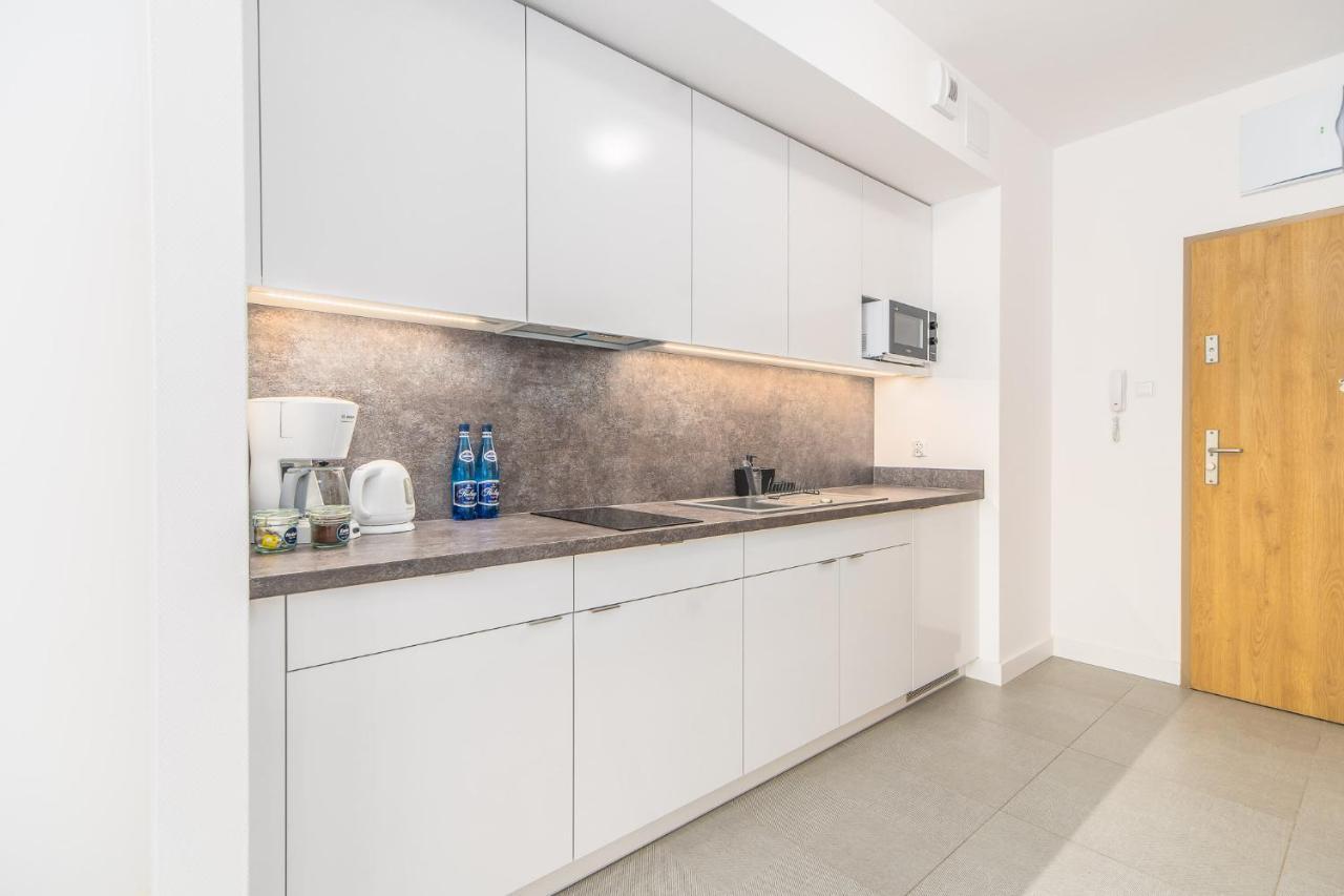 Aquamarina Prima 100 By Renters Lägenhet Miedzyzdroje Exteriör bild